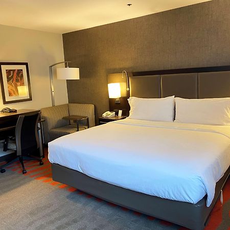 Hampton Inn Newark Airport Exterior foto