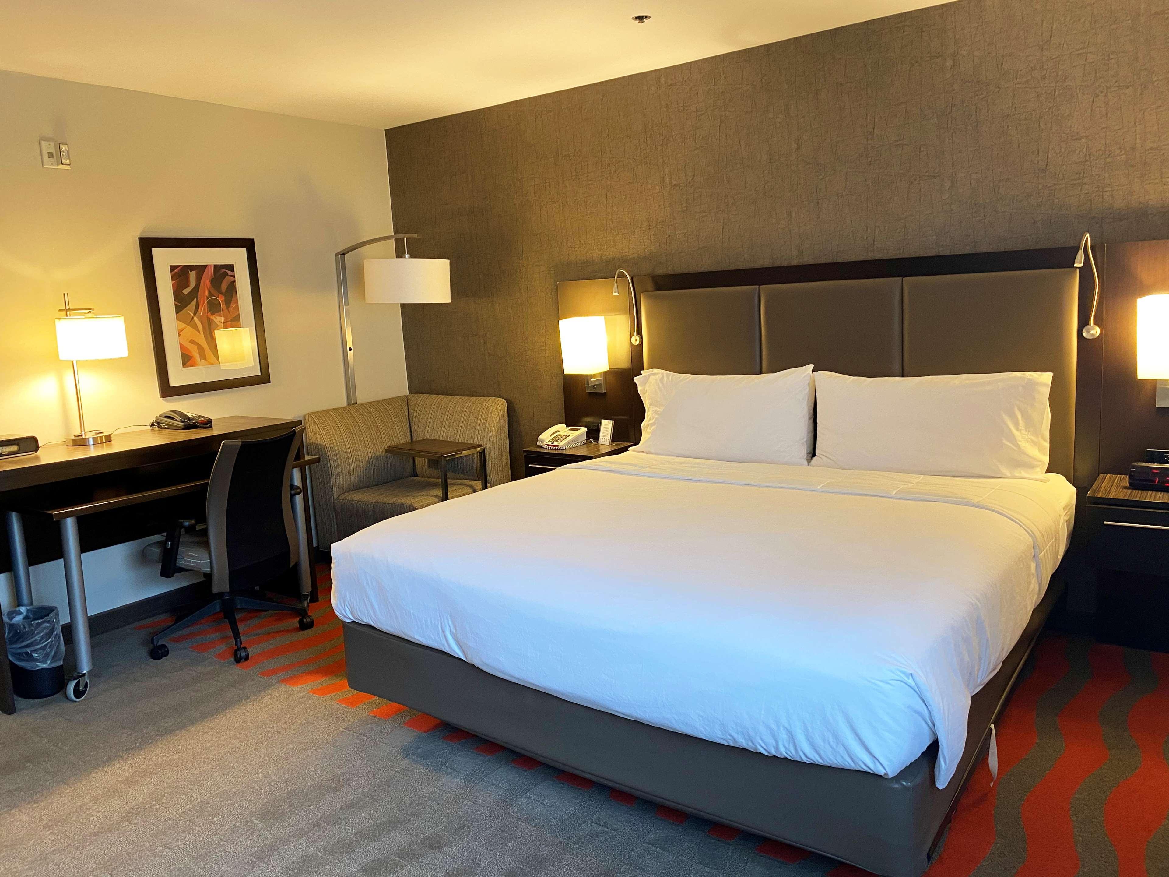 Hampton Inn Newark Airport Exterior foto