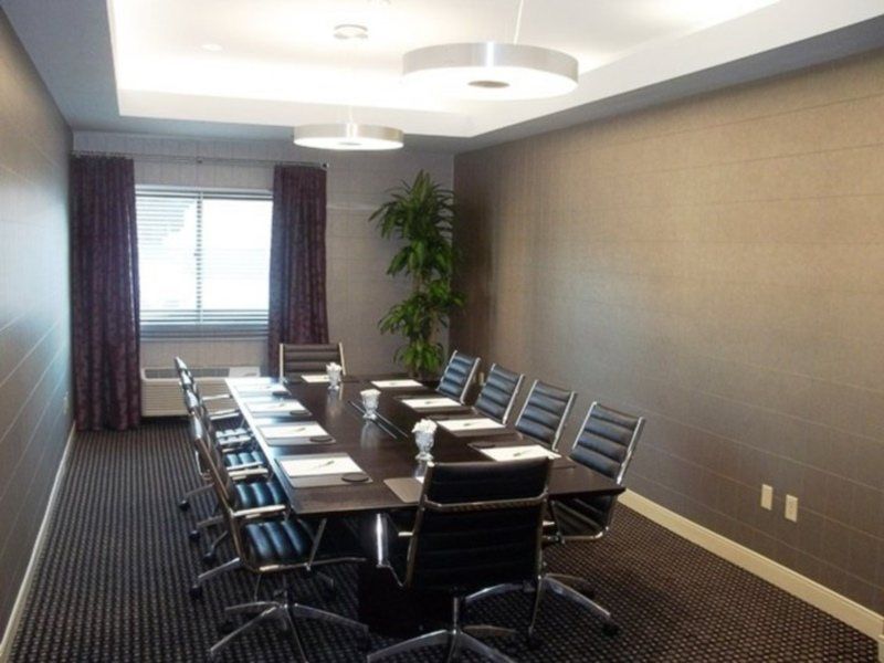 Hampton Inn Newark Airport Exterior foto