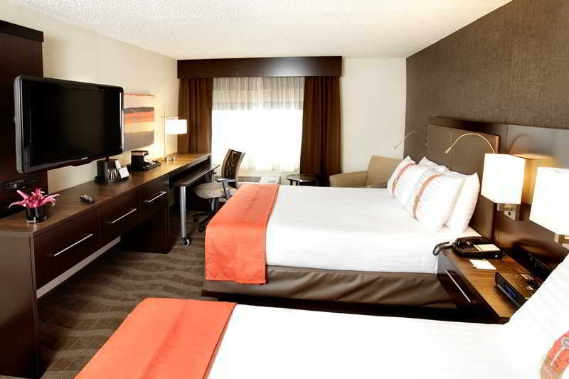 Hampton Inn Newark Airport Exterior foto
